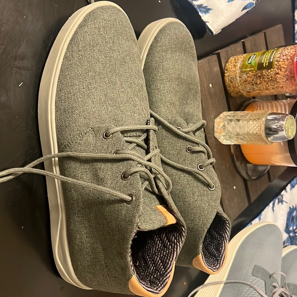 Men's OluKai Nana Hele Wai'apo Dusty Olive Canvas size 11